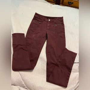 Womens burgundy American eagle pants